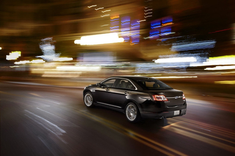 Ford Taurus lifting