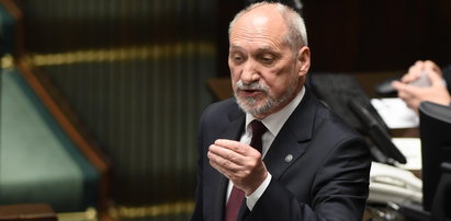 Macierewicz straszy Polaków. Nie chodzi o Rosję