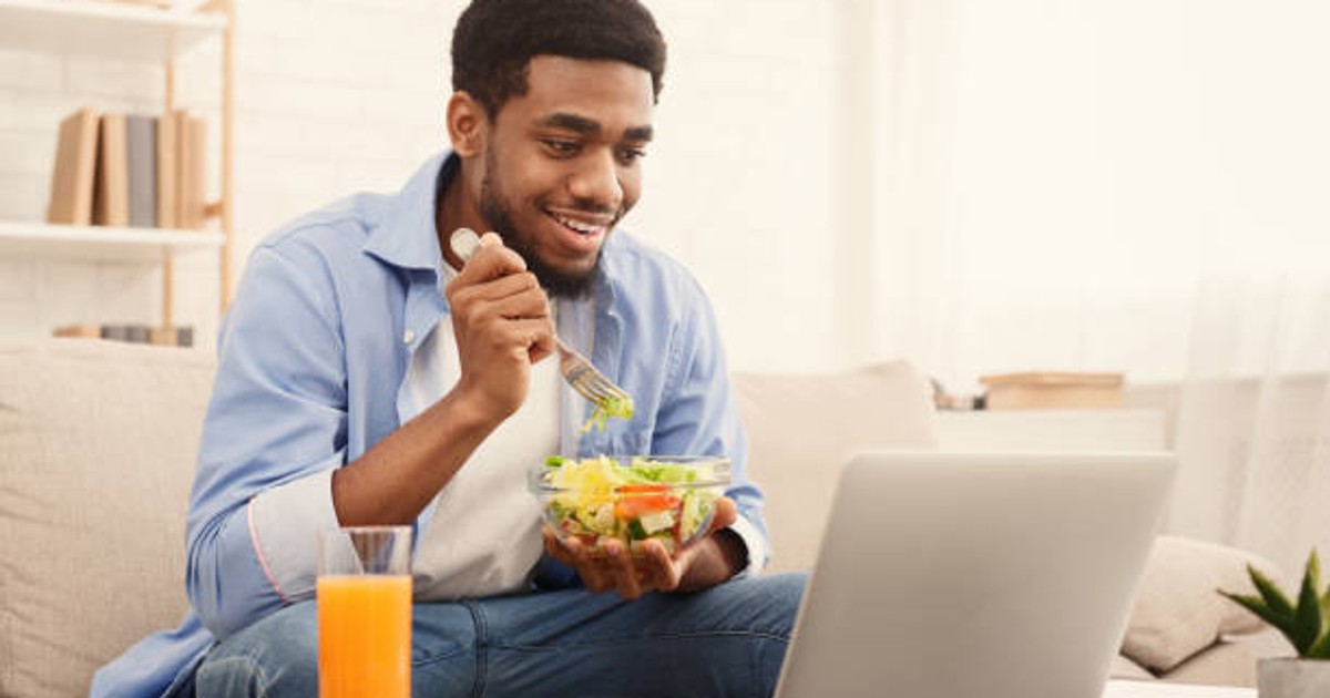 5 reasons you should stop watching movies while eating Pulse Ghana