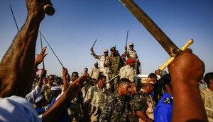 Mohamed Hamdan Dagalo, komandant RSF, u selu Kari kod Kartuma 15. juna 2019. 