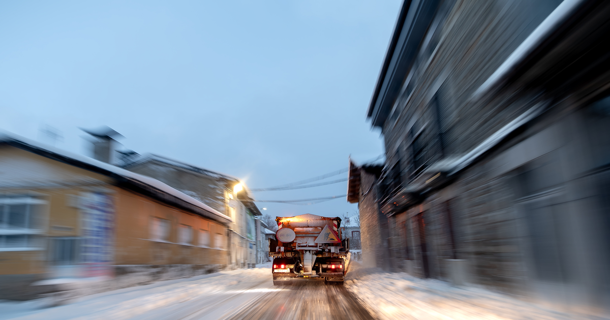 -Vas-a-viajar-hoy-105-carreteras-afectadas-por-nieve-consulta-antes-de-salir