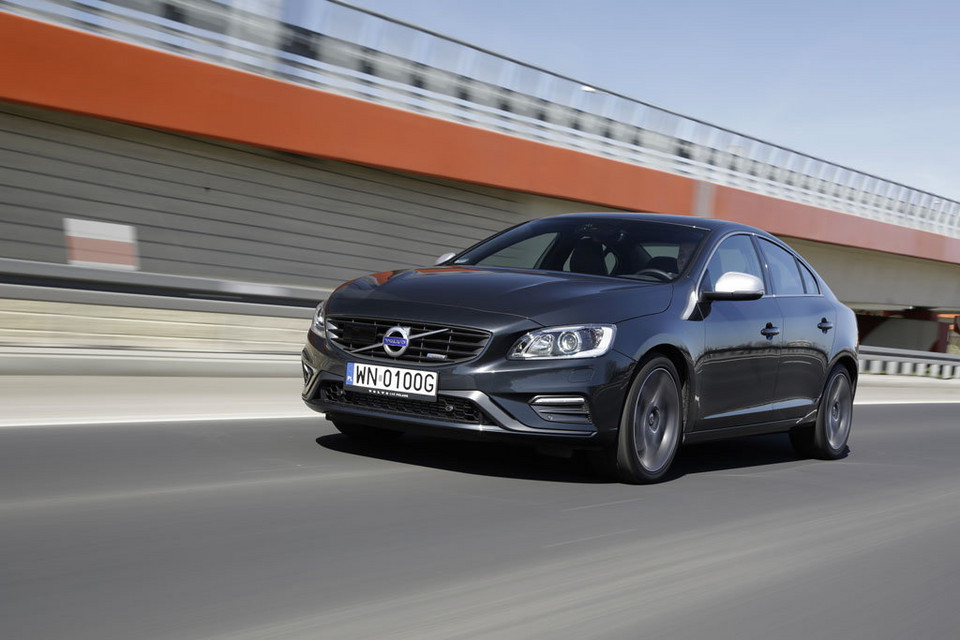 Volvo S60 T6 Szybkie, ale nie sportowe Test Opinie