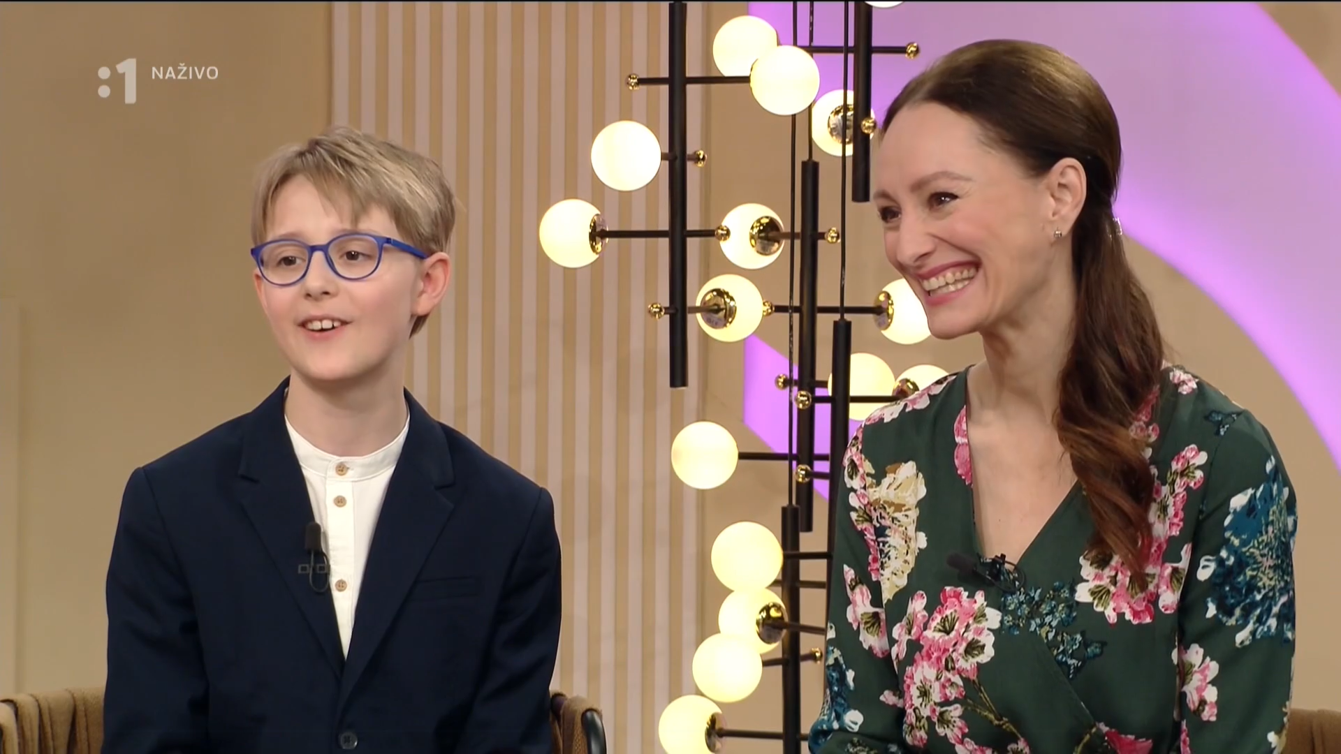 Karin Olasová a jej syn Oliver.