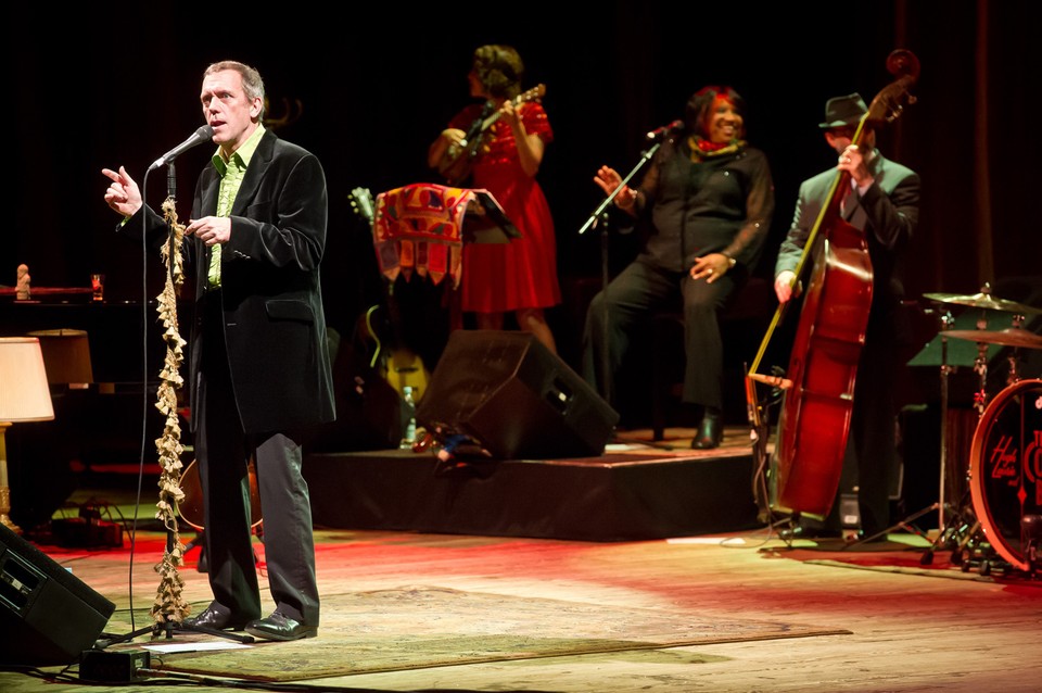 Hugh Laurie w Sali Kongresowej (fot. Rafał Nowakowski/Onet)