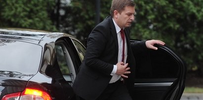 Zadłużeni do polityków: Zrezygnujcie z luksusów, darujcie nam długi