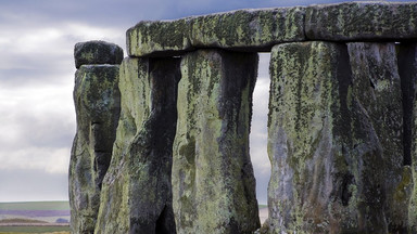 Nowa hipoteza na temat Stonehenge