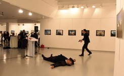 Rosja zemści się po zamachu na ambasadora? 'Mam nadzieję, że nie na cywilach' [OPINIA]