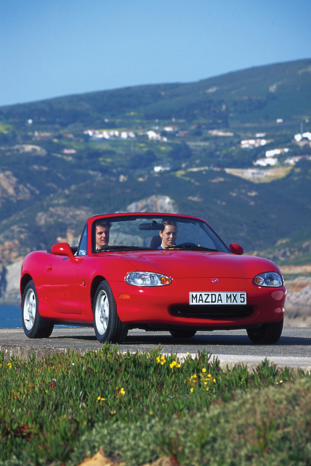 Mazda MX-5 II gen