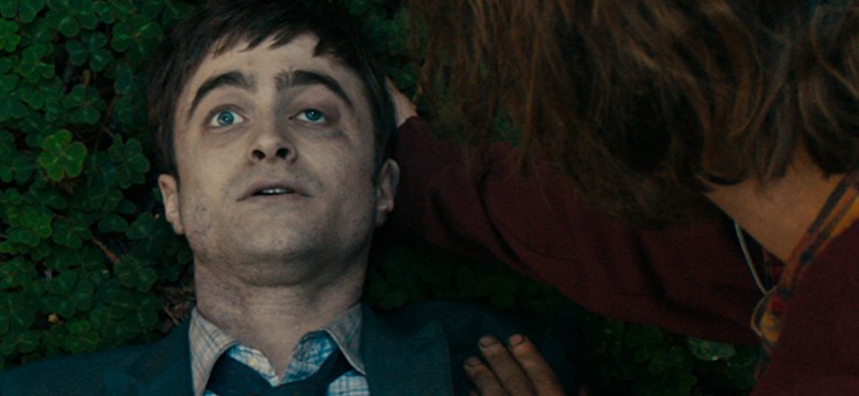 "Swiss Army Man": Daniel Radcliffe jest "pierdzącym truposzem". ZWIASTUN kontrowersyjnego filmu