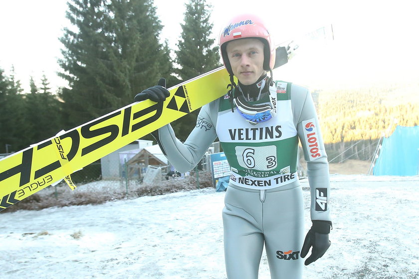 Maciej Kot i Kamil Stoch zarobili fortunę. Wielka kasa za PŚ w skokach