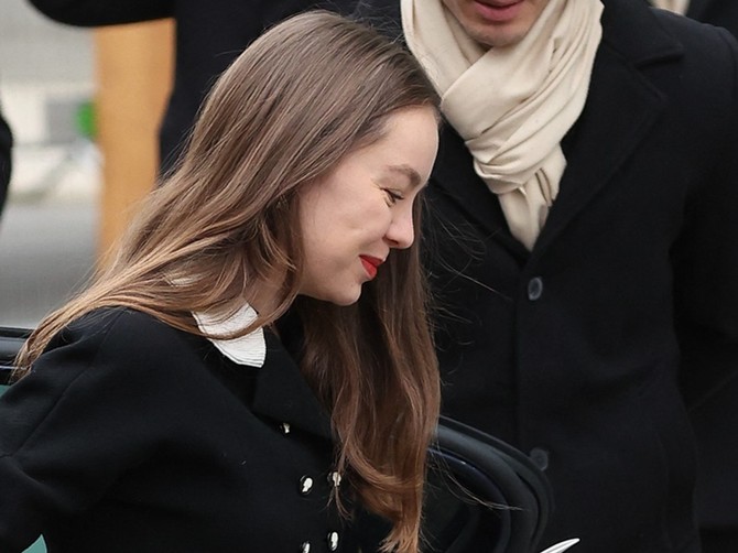 Princeza Aleksandra je unuka Grejs Keli, a u 34 godine staroj, maminoj haljini oduševila je Pariz