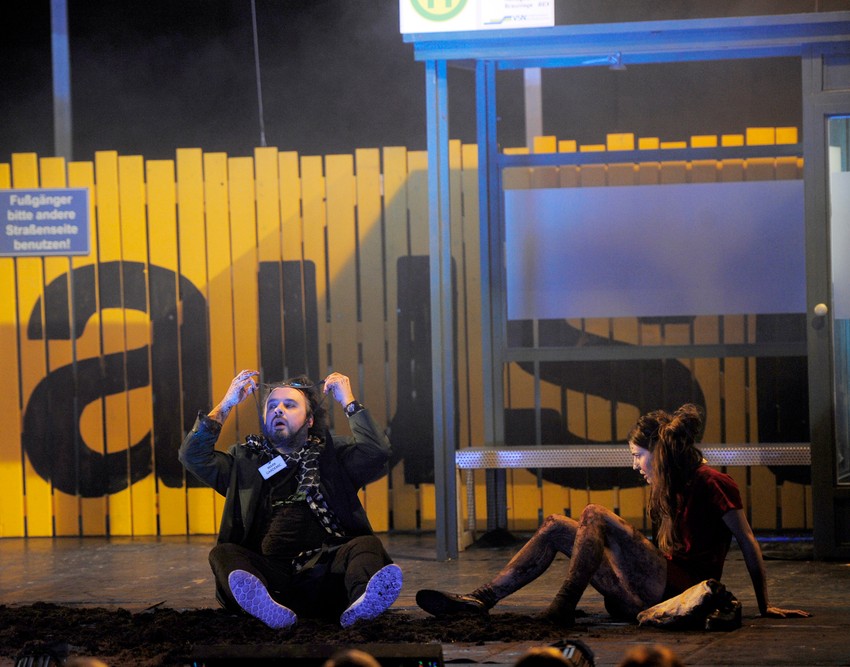 Od smeha do gorčine: Iz predstave "Pijani"