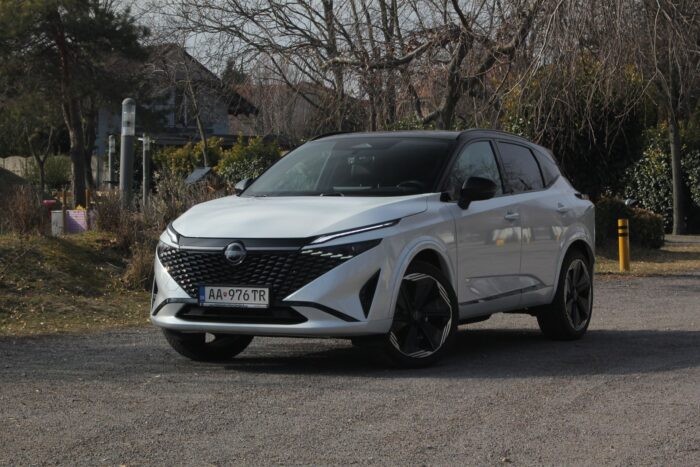 Nissan Qashqai ePower v aktuálnej generácii prekonáva podstatnú časť konkurentov skoro v každom ohľade, jedine spotreba by mohla byť nižšia. Nízke skóre spoľahlivosti značky Nissan v prieskume od What Car? Musíme brať s nadhľadom.
