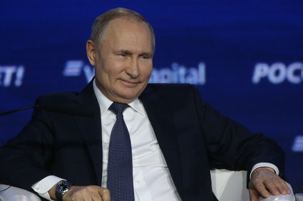 Europa masowo omija własne sankcje i finansuje Putina. Śledztwo obnażyło prawdę