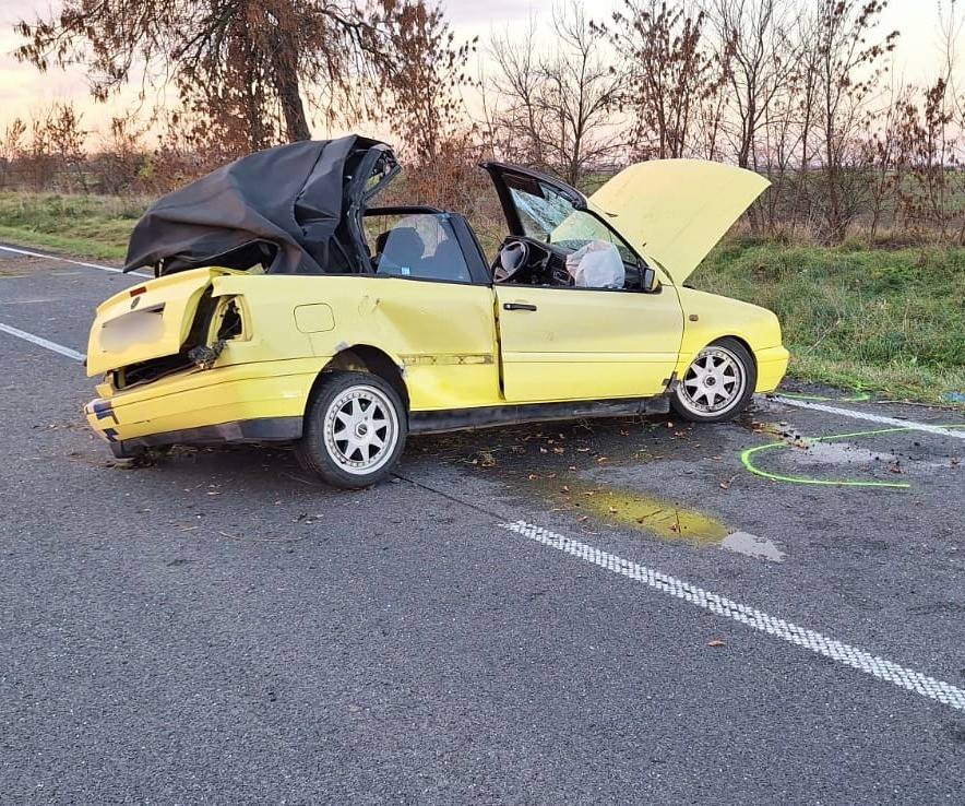 Všetky záchranné zložky boli v skorých ranných hodinách vyslané k dopravnej nehode, ktorá sa stala na ceste II/573 za Šaľou smerom na obec Vlčany. 