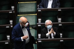 PiS i Konfederacja w górę, KO i Lewica w dół. NOWY SONDAŻ