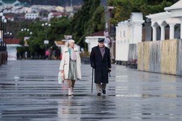 prawie 7000 zł co miesiąc dla seniorów. kto się załapie?