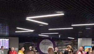 Anica i Lazar Ristovski na aerodromu