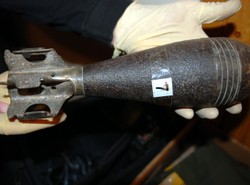 Trzymał w domu karabiny, miny i wyrzutnie