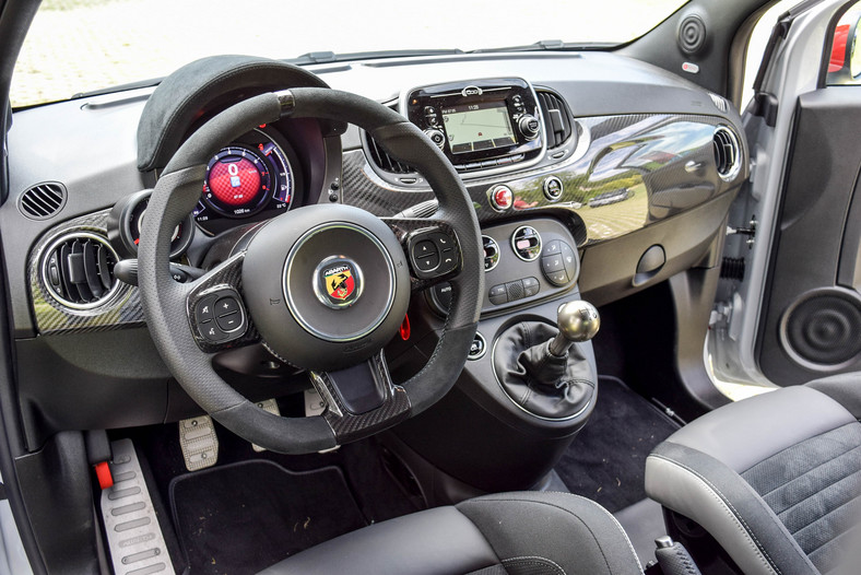 Abarth 595 Competizione