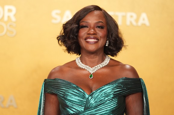 "Ne volim da gledam ni da snimam ljubavne scene": Poznata glumica producentima postavila  uslov kakvog partnera želi