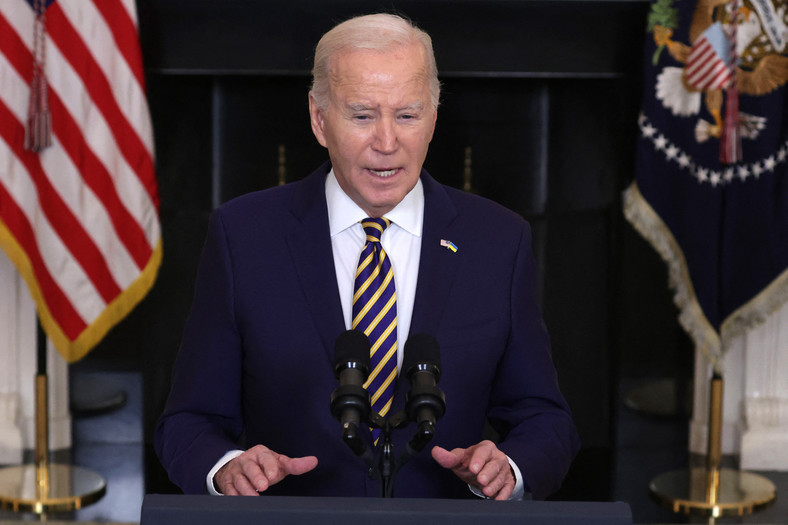 Prezydent USA Joe Biden przemawia w Białym Domu na temat dalszego wsparcia finansowego Ukrainy, Waszyngton, 6 lutego 2024 r.