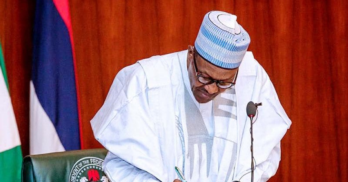 Buhari swears in 7 new Ministers, announces minor cabinet changes - Vimarsana News