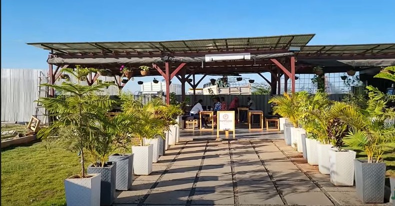 Alex Mwakideu opens own restaurant named Pampered Village in Kitengela [Video]