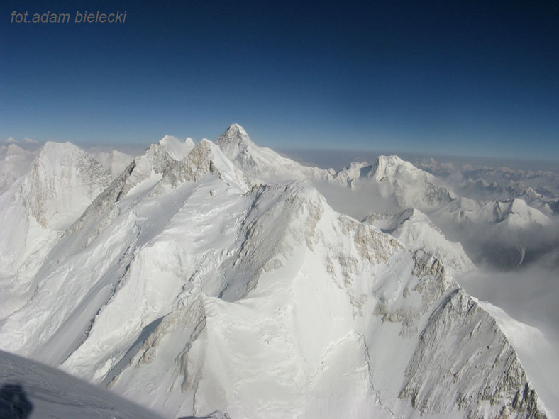 Gasherbrum I, wejście zimowe Polaków 2012, widok ze szczytu na K2 i Broad Peak