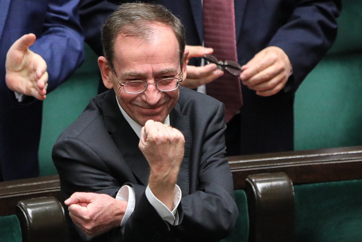 Poseł PiS Mariusz Kamiński na sali obrad Sejmu w Warszawie