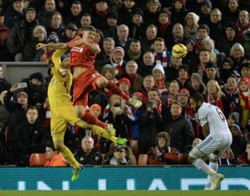 Liga angielska: "Babol" Fabiańskiego. Liverpool - Swansea 4:1. WIDEO