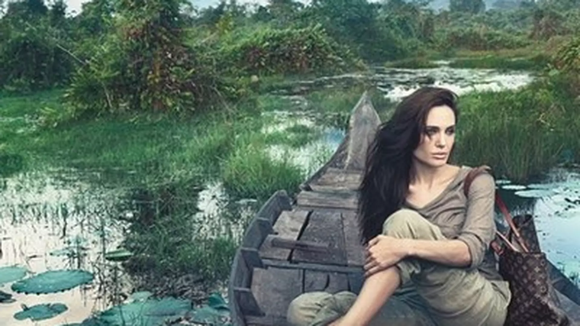 Angelina Jolie - boso w kampanii Louis Vuitton