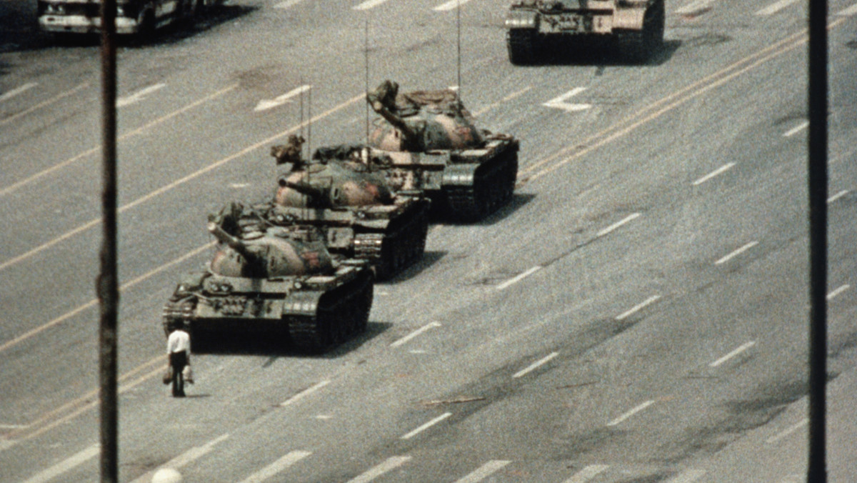 Nie żyje Charlie Cole, autor słynnego zdjęcia mężczyzny na Tiananmen