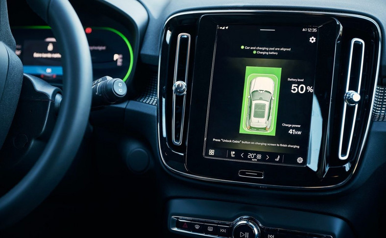 Volvo testuje bezprzewodowe ładowanie samochodów elektrycznych
