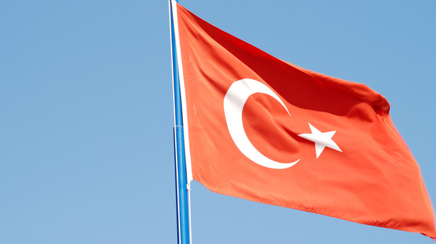 Rząd Turcji nakazał wstrzymanie tranzytu do Rosji towarów objętych sankcjami