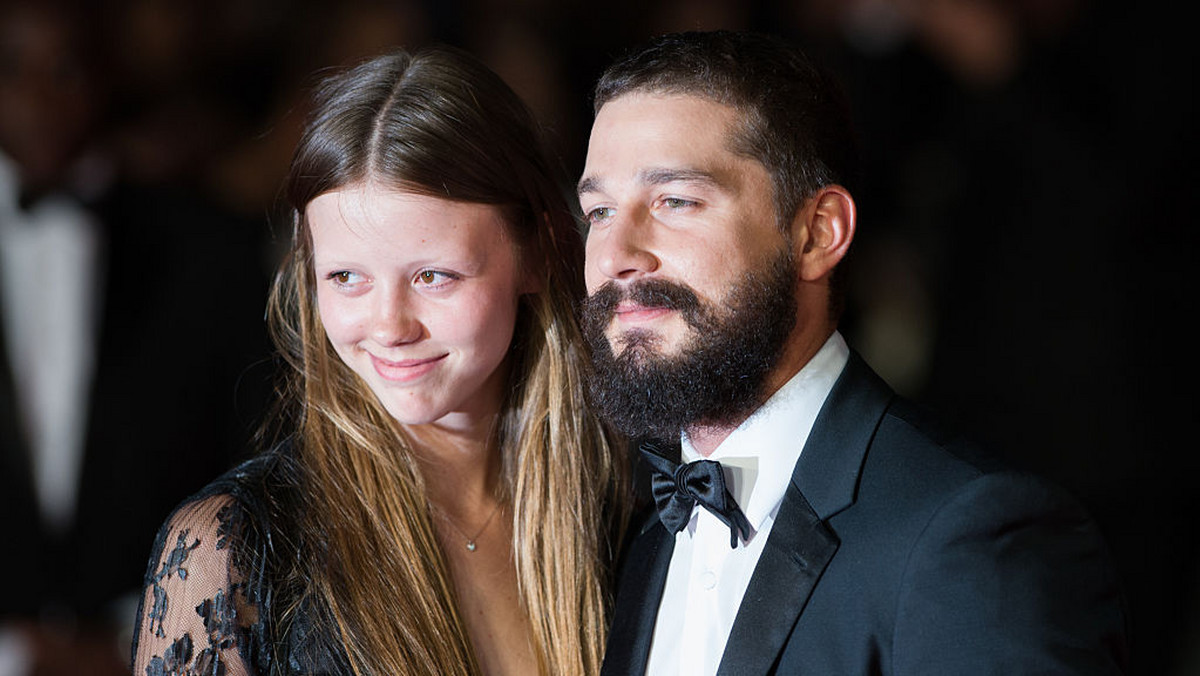 Shia LaBeouf i Mia Goth zostaną rodzicami. Wcześniej katował FKA Twigs