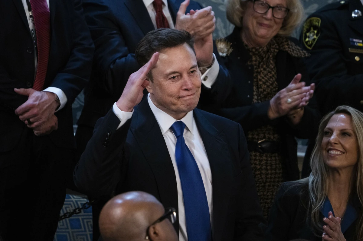 Elon Musk grozi Ukrainie wyłączeniem systemu. "Cały front upadnie"