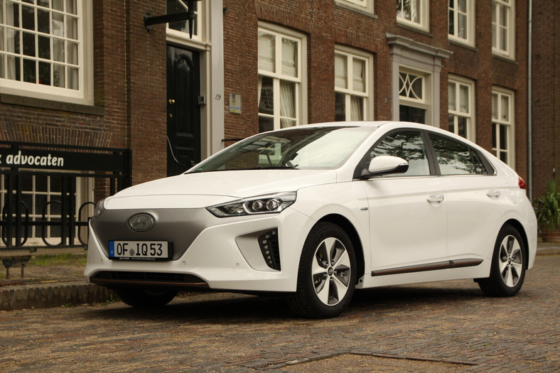 Hyundai Ioniq