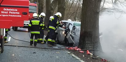 Tragedia w Ligocie Prószkowskiej. Nie żyje malutkie dziecko i jego rodzice. Drugie w ciężkim stanie