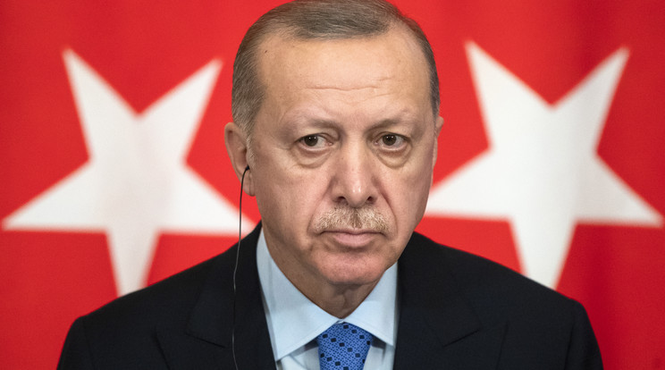 Recep Tayyip Erdogan török elnök nem fogadta el Süleyman Soylu belügyminiszter vasárnapi lemondását. / Fotó: MTI EPA