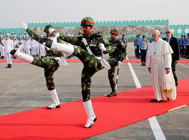 Pope Francis arrives at the airport in Dhaka