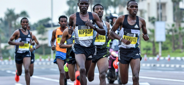 Maraton w Dubaju: rekordu świata nie będzie, Kenenisa Bekele zszedł z trasy