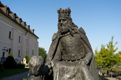 Wielki QUIZ z królów i władców Polski. Masz mniej niż 6/10? Musisz wrócić do szkoły