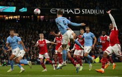 Wielki triumf Manchesteru City. Mistrzowski tytuł wymyka się z rąk Arsenalu Londyn