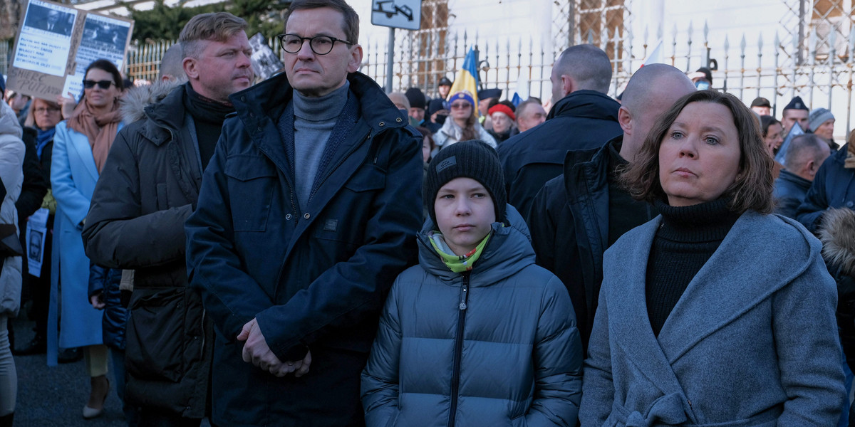 Premier Mateusz Morawiecki z rodziną protestował przeciw wojnie na Ukrainie