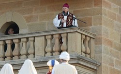 Abp Jędraszewski: Wobec presji "ulicy" i "zagranicy" Piłat okazał uległość