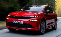 Nowa Skoda wjeżdża do Polski. 20 000 aut sprzedali w ciemno. Ile kosztuje?