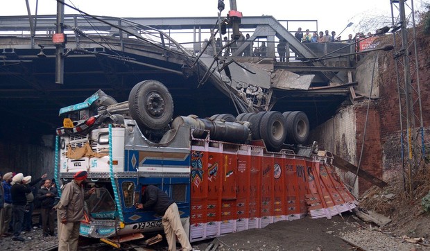 indija kamion nesreća