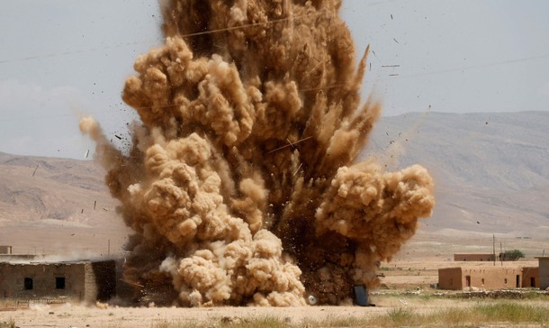 The Wider Image: On patrol with the Sinjar Resistance Units