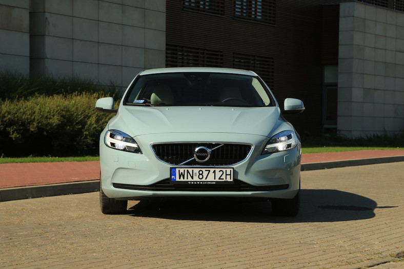 Volvo V40 T4